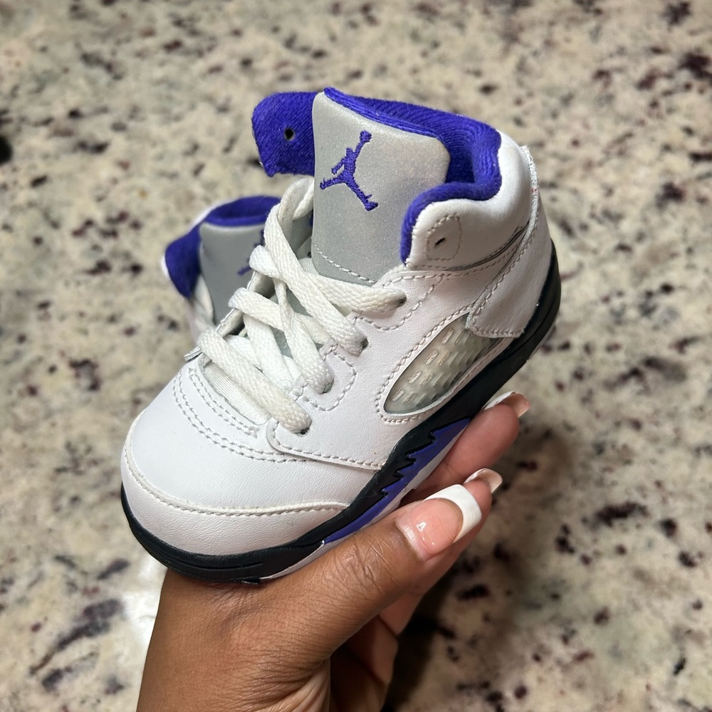 Metro 5 Jordans Size 6C